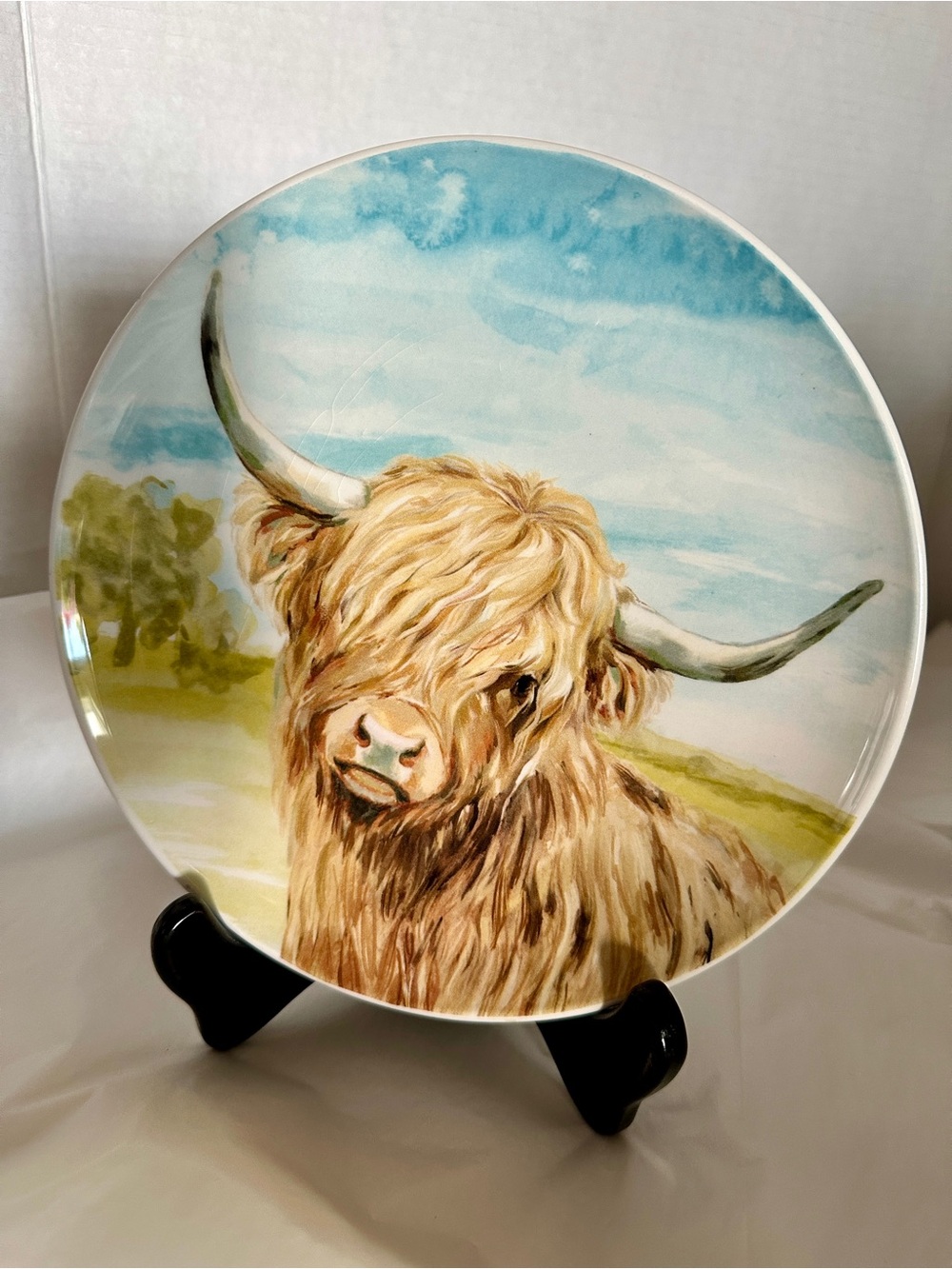 Decorative Highland Cow Art Plate in Brown and Blue